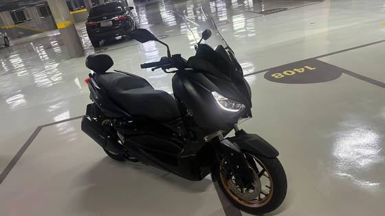 YAMAHA XMAX ABS YAMAHA XMAX ABS